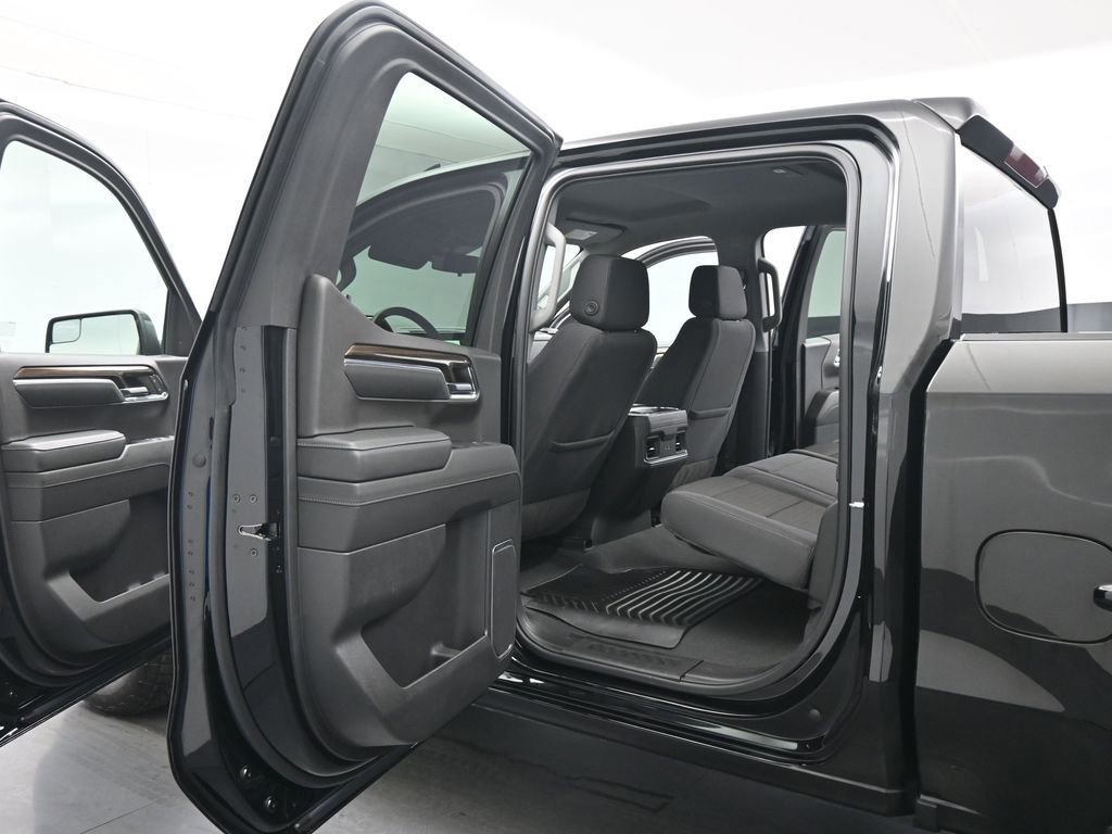 Used 2024 Chevrolet Silverado 1500 RST w/ Z71 Off-Road Package image 47