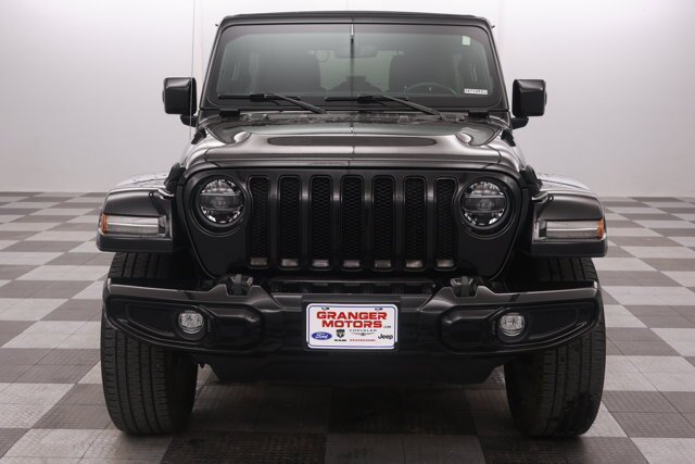 Used 2021 Jeep Wrangler Unlimited Sahara AWD/4WD image 5