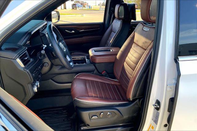 Used 2024 GMC Yukon XL Denali Ultimate image 7