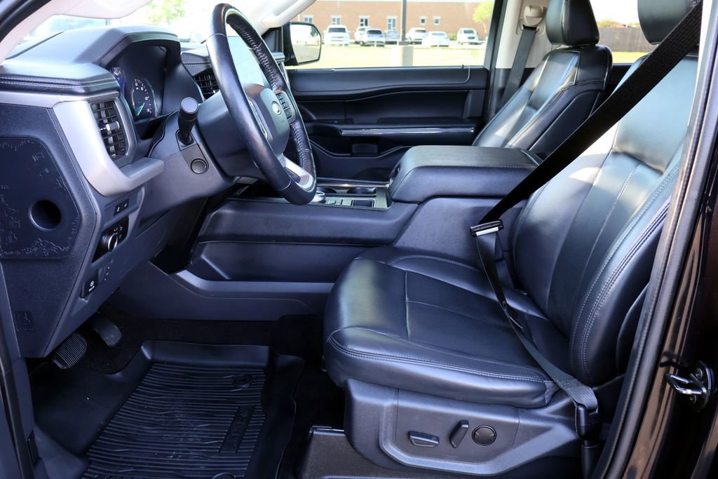 Certified 2023 Ford Expedition XLT RWD image 30