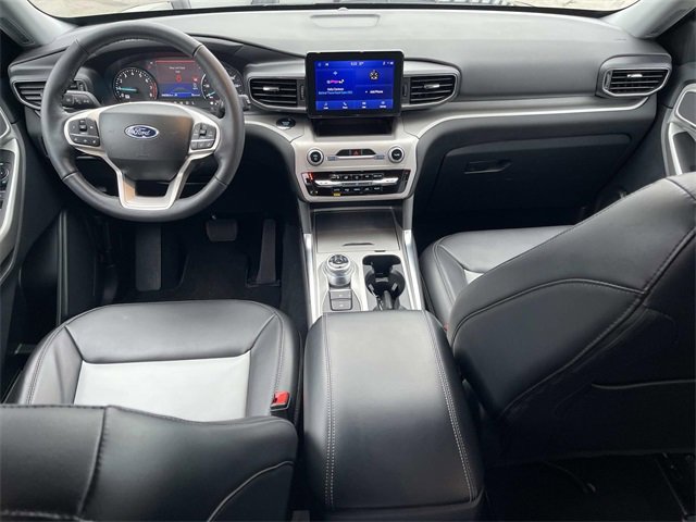 Certified 2023 Ford Explorer XLT w/ Equipment Group 202A image 16