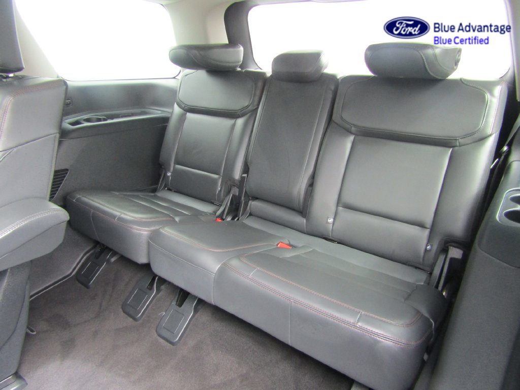 Certified 2025 Ford Expedition Active AWD/4WD image 44