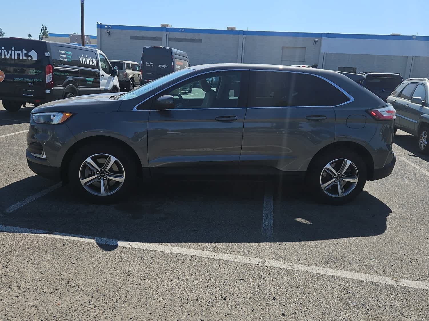 Certified 2024 Ford Edge SEL w/ Convenience Package AWD/4WD image 5