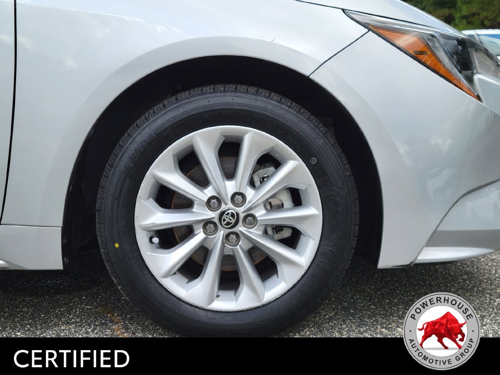 Used 2022 Toyota Corolla LE w/ LE Convenience Package FWD image 12