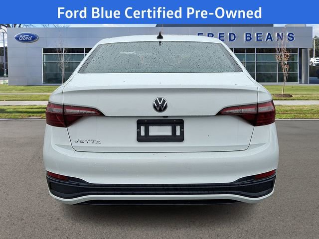 Used 2022 Volkswagen Jetta S image 3
