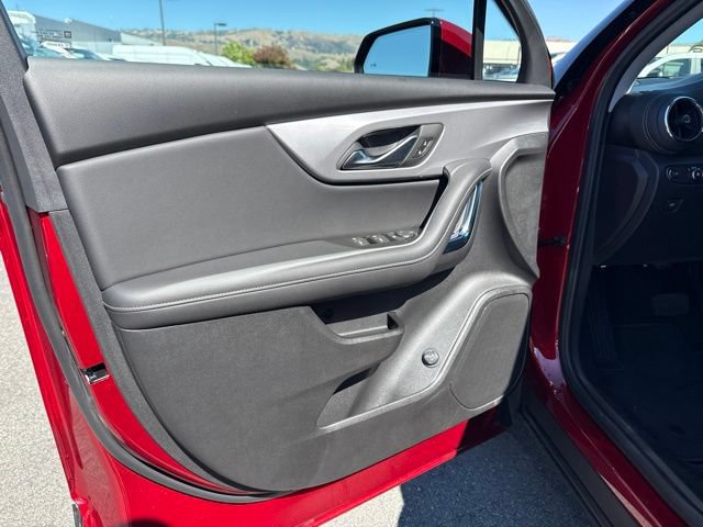 Used 2026 Chevrolet Blazer LT FWD image 13