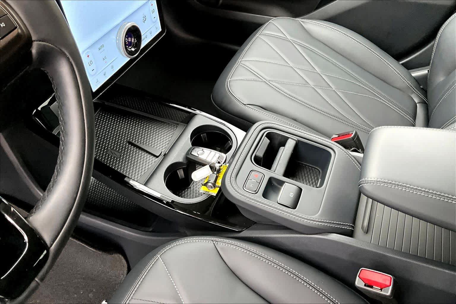 Certified 2025 Ford Mustang Mach-E Select w/ Comfort Package Lite RWD image 16