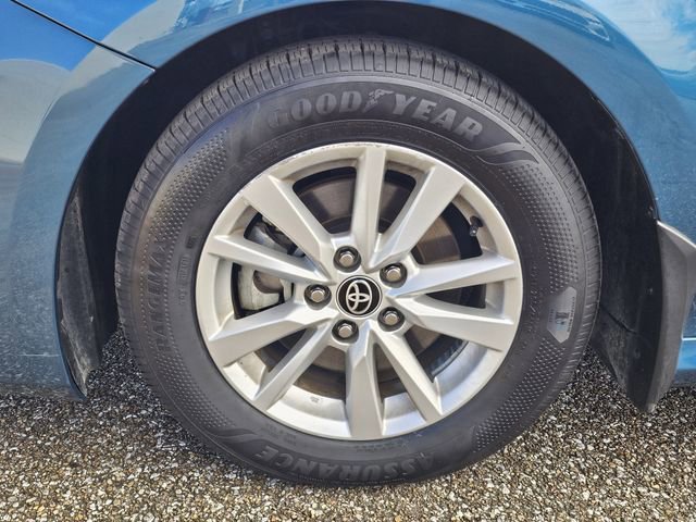 Used 2025 Toyota Camry LE image 28