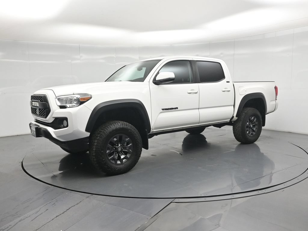 Used 2021 Toyota Tacoma SR5 w/ Trail Edition AWD/4WD image 27