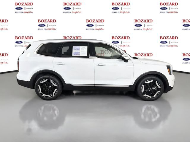 Used 2023 Kia Telluride EX AWD/4WD image 9