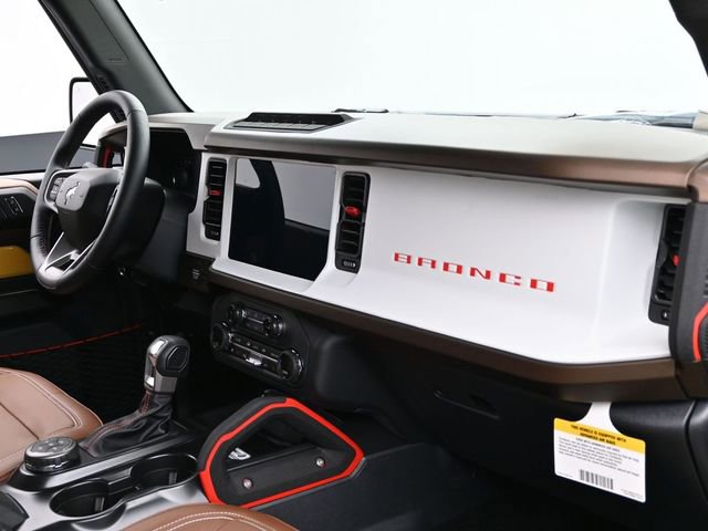 Certified 2024 Ford Bronco Heritage Edition image 29