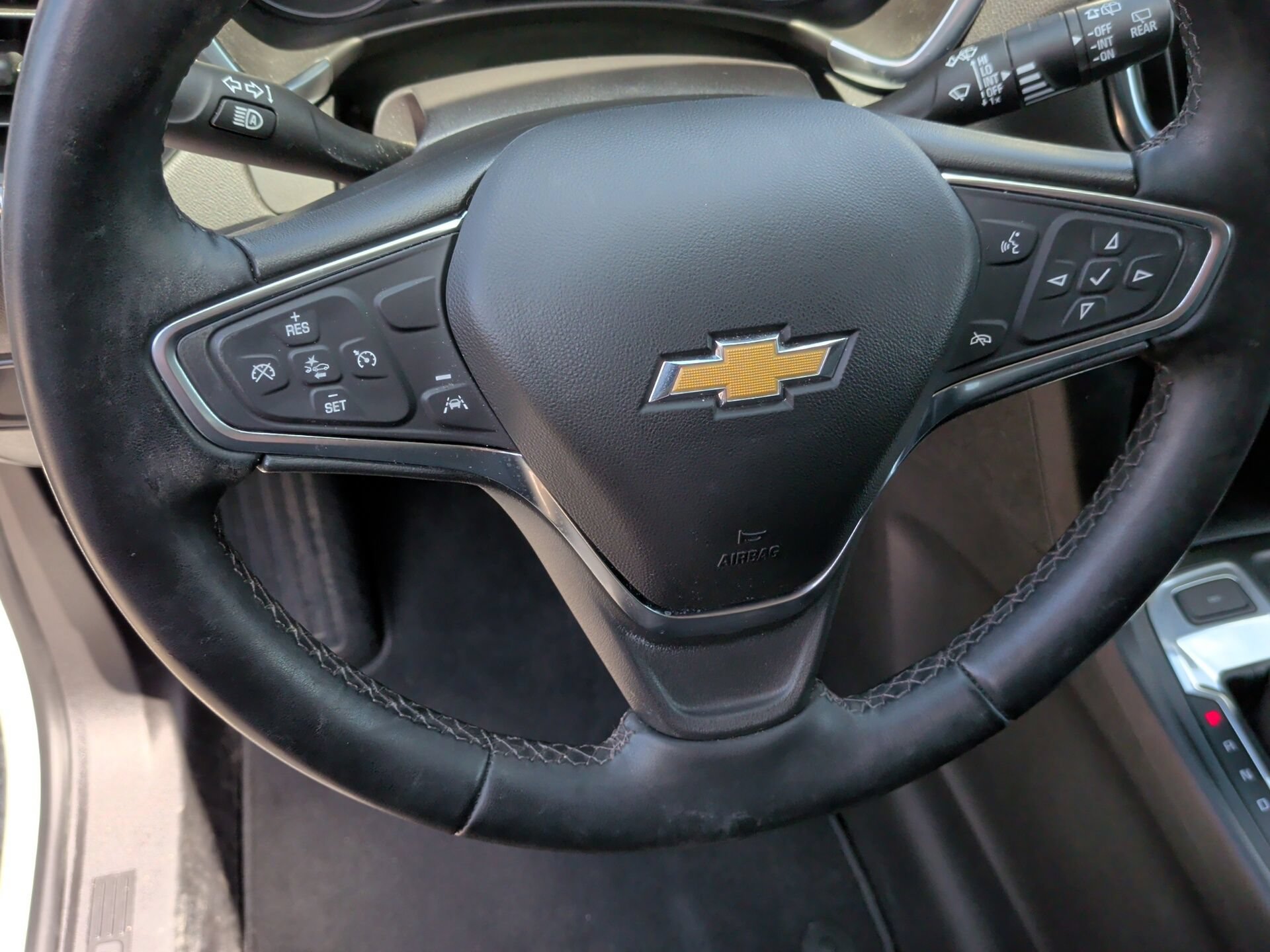 Used 2024 Chevrolet Equinox LT w/ LPO, Cargo Package AWD/4WD image 28