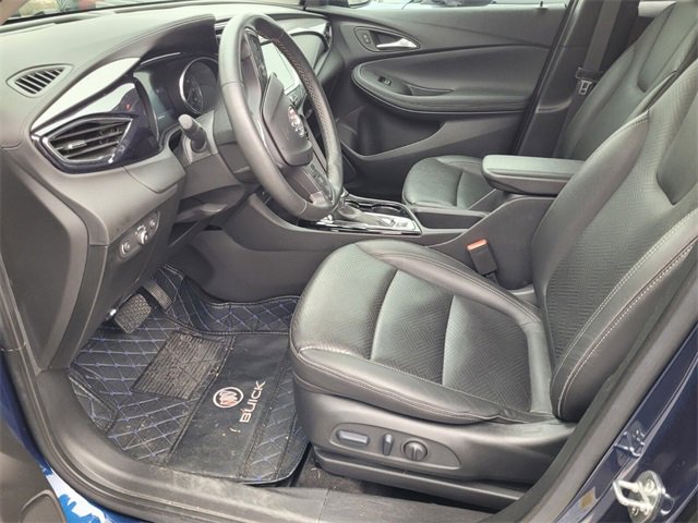 Used 2023 Buick Encore GX Essence w/ Experience Buick Package image 6