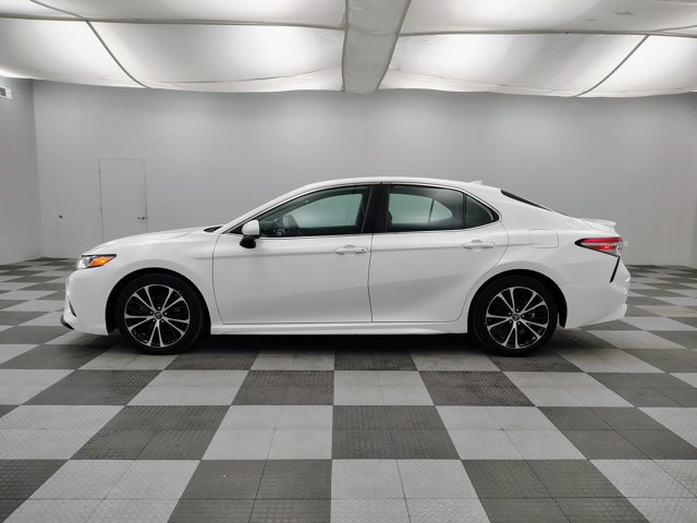 Used 2019 Toyota Camry SE FWD image 6