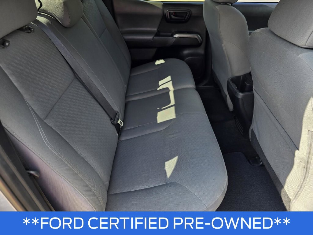 Used 2020 Toyota Tacoma SR5 RWD image 29