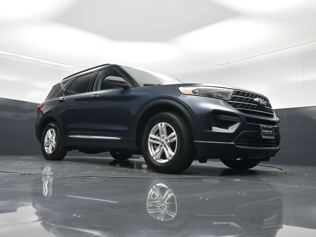 Certified 2023 Ford Explorer XLT RWD image 44