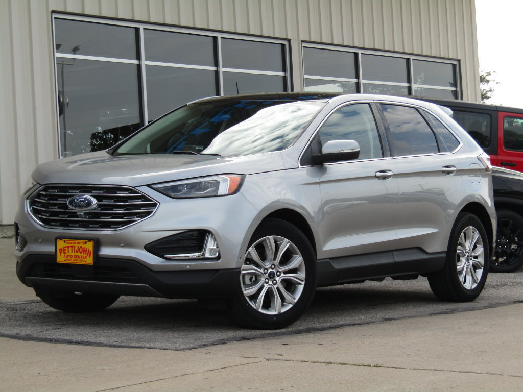 Certified 2020 Ford Edge Titanium w/ Equipment Group 301A AWD/4WD image 12