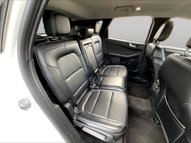 Certified 2024 Ford Escape Platinum AWD/4WD image 27