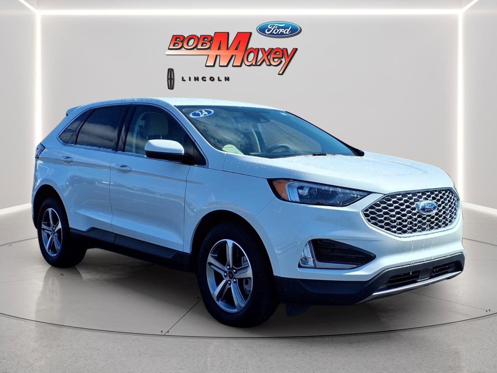 Certified 2024 Ford Edge SEL w/ Convenience Package AWD/4WD image 3
