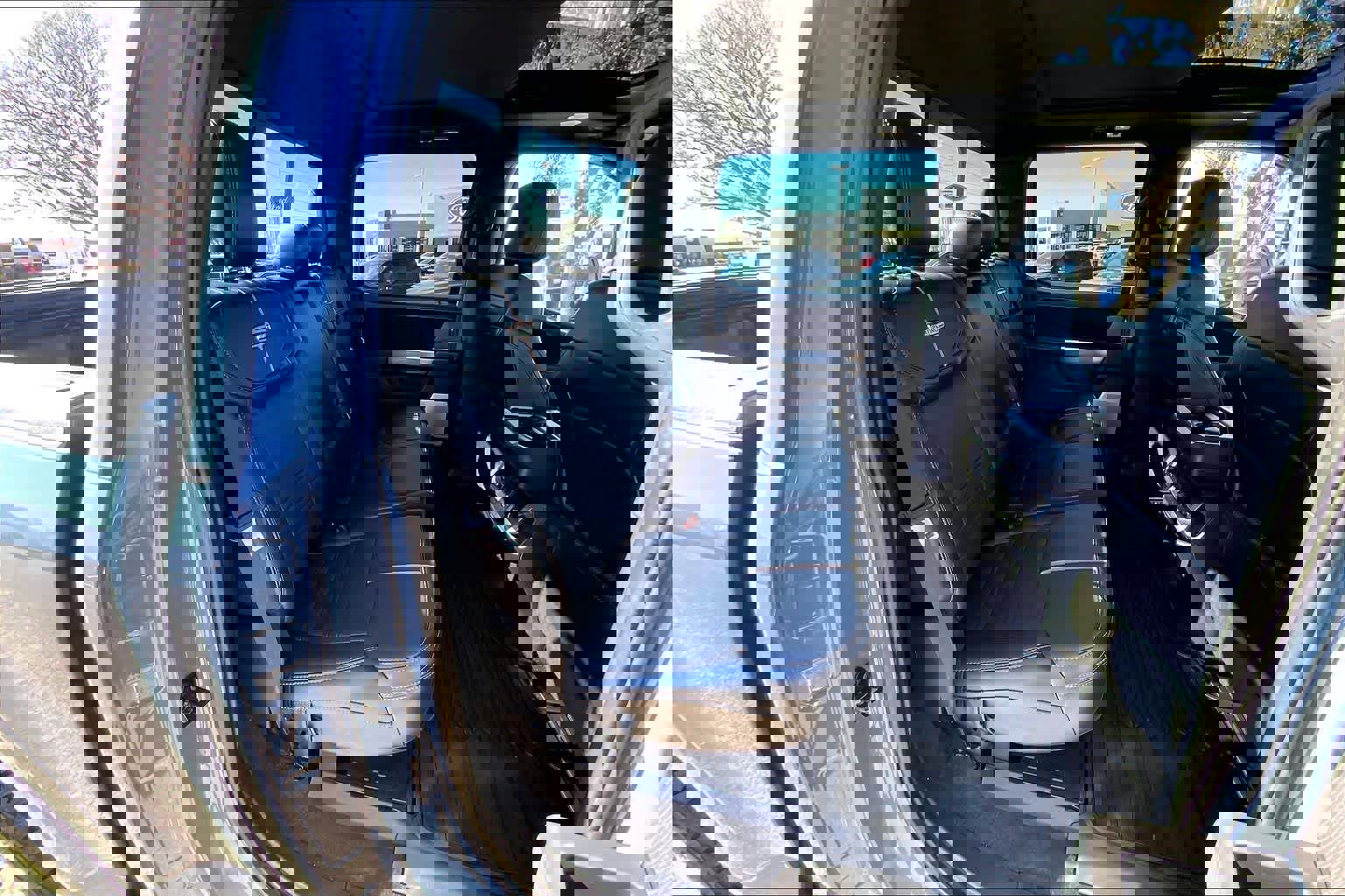 Certified 2023 Ford F150 Platinum w/ Equipment Group 701A High image 19