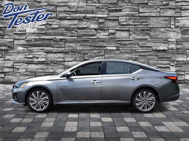 Used 2023 Nissan Altima 2.5 SL AWD/4WD image 6