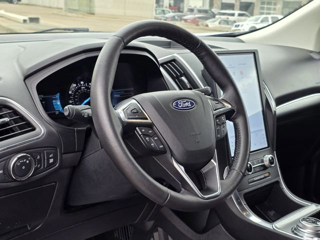 Certified 2022 Ford Edge Titanium image 23