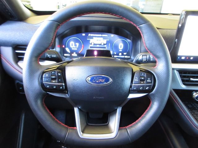 Certified 2025 Ford Explorer ST-Line w/ Premium Package image 14