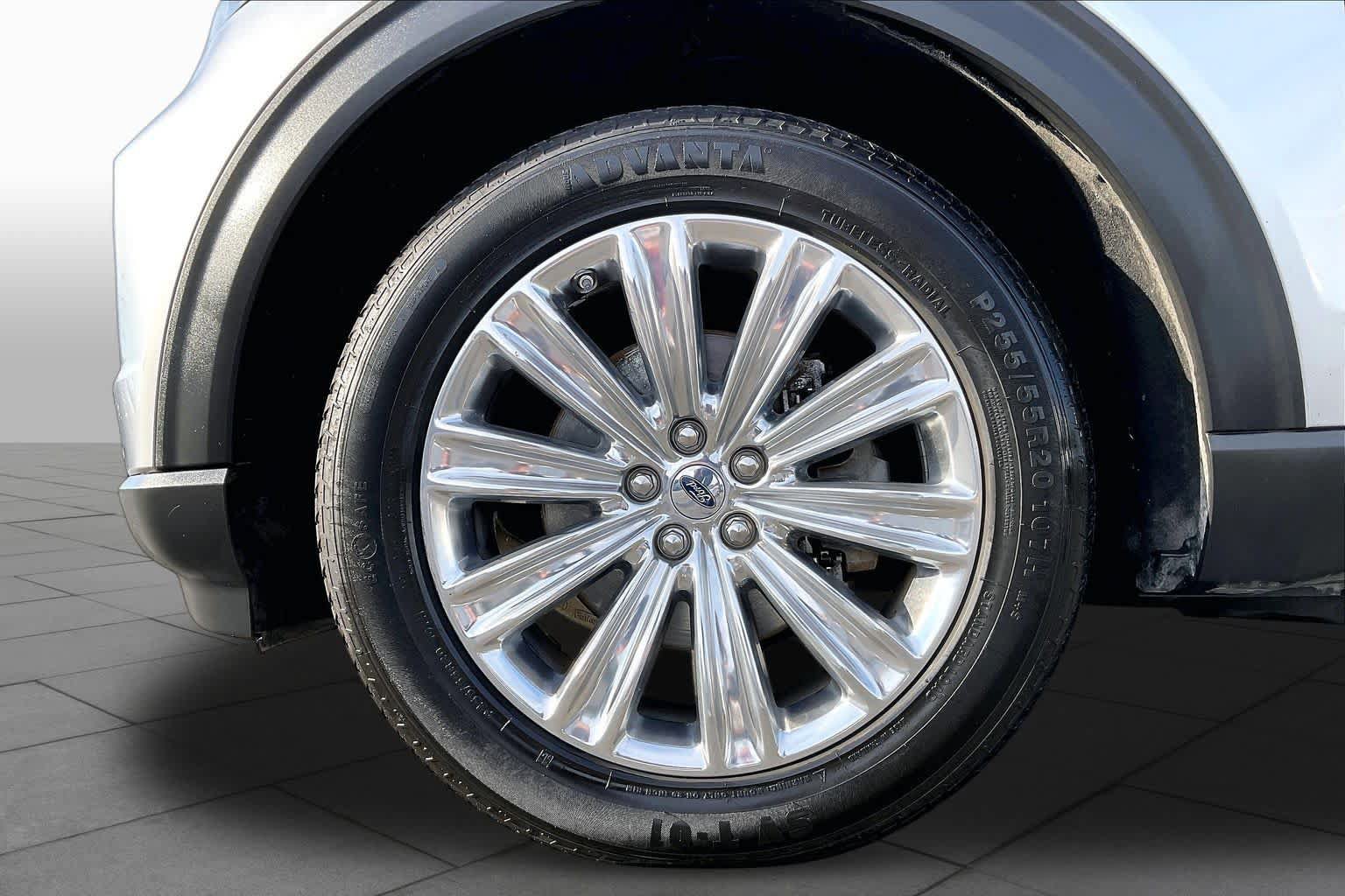 Certified 2020 Ford Explorer Limited AWD/4WD image 11