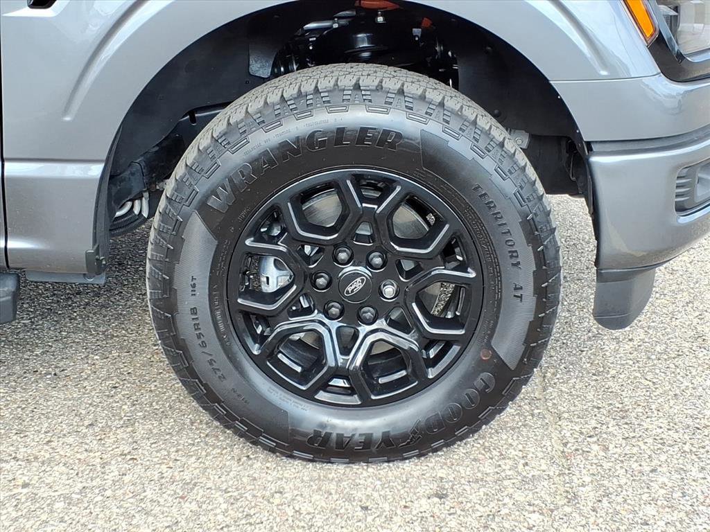 Certified 2025 Ford F150 XLT w/ Equipment Group 302A MID image 10