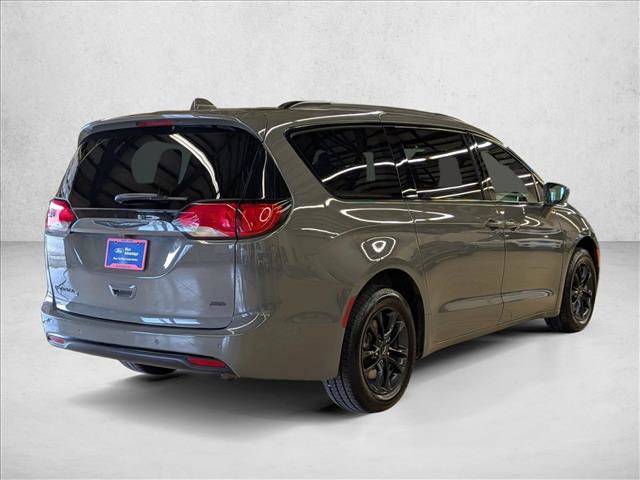 Used 2020 Chrysler Pacifica Touring-L w/ Advanced Safetytec Group AWD/4WD image 5