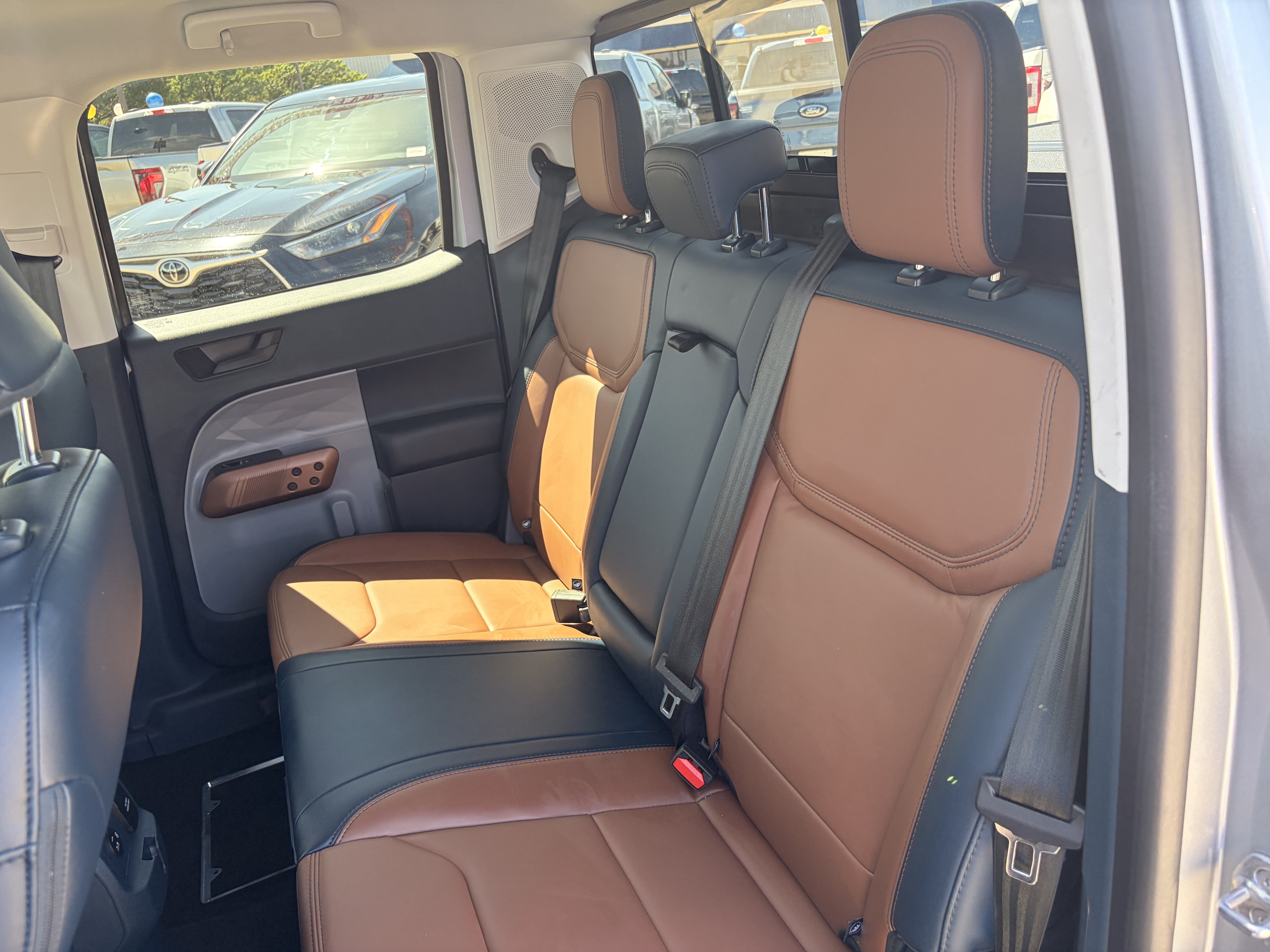 Certified 2024 Ford Maverick Lariat FWD image 14
