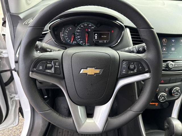 Used 2022 Chevrolet Trax LT w/ LT Convenience Package AWD/4WD image 10