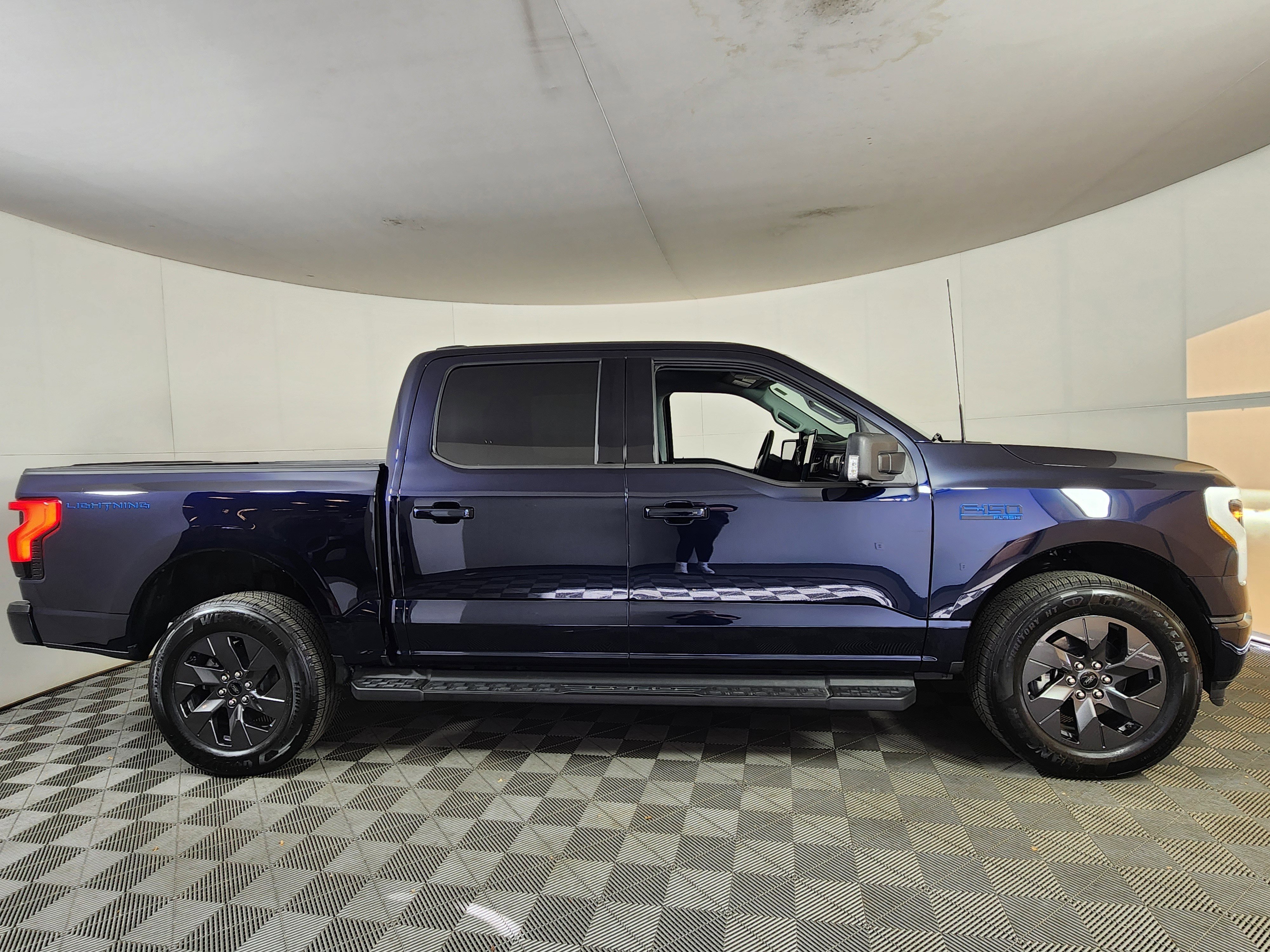 Certified 2025 Ford F150 Lightning Flash image 9