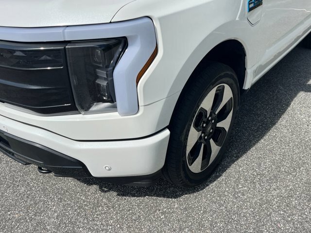 Certified 2025 Ford F150 Lightning Platinum AWD/4WD image 10
