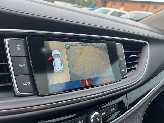 Used 2019 Buick Enclave Avenir w/ Avenir Technology Package AWD/4WD image 14