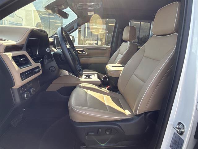 Used 2023 Chevrolet Tahoe Premier AWD/4WD image 4