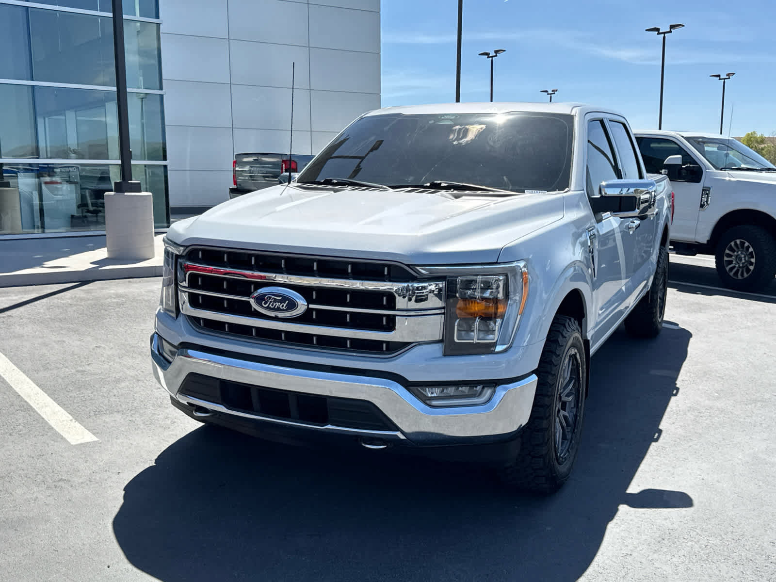 Certified 2022 Ford F150 Lariat w/ Max Trailer Tow Package AWD/4WD image 3