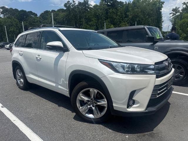 Used 2018 Toyota Highlander Limited AWD/4WD image 1