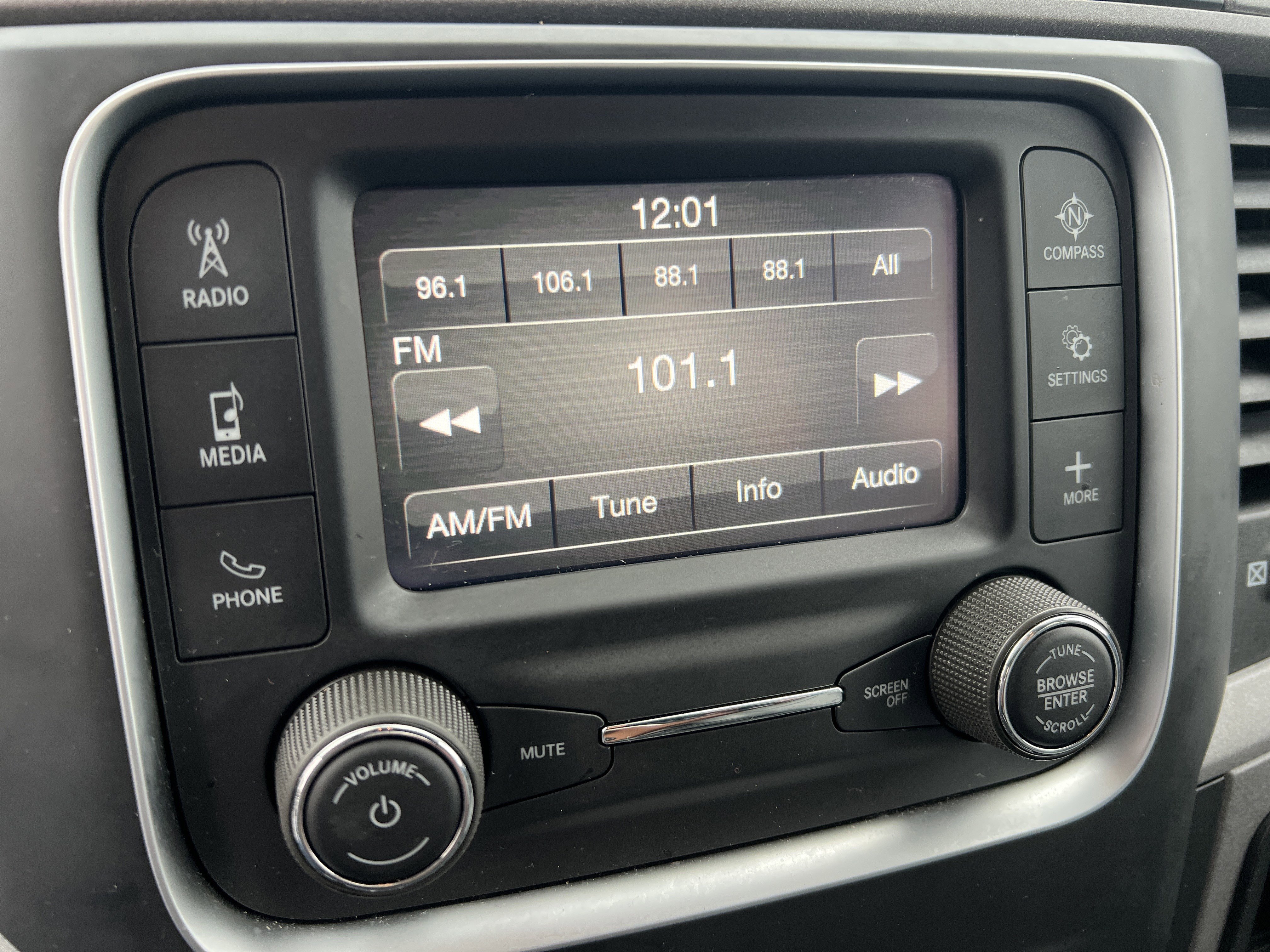 Used 2024 RAM 1500 Tradesman image 22