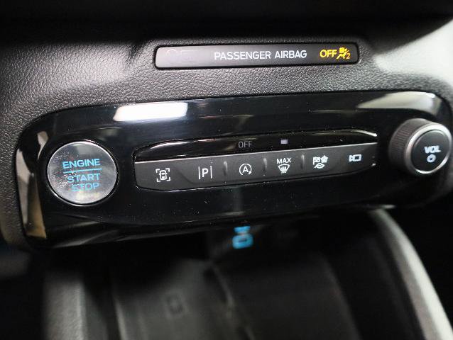 Certified 2023 Ford Escape Platinum AWD/4WD image 17