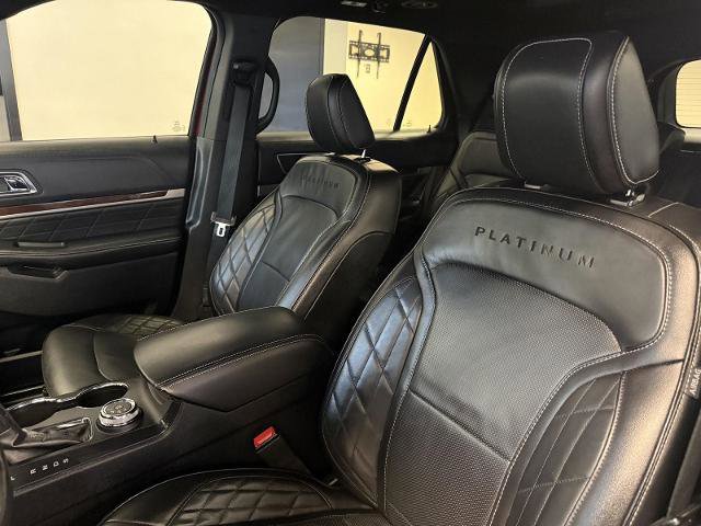 Certified 2019 Ford Explorer Platinum image 17
