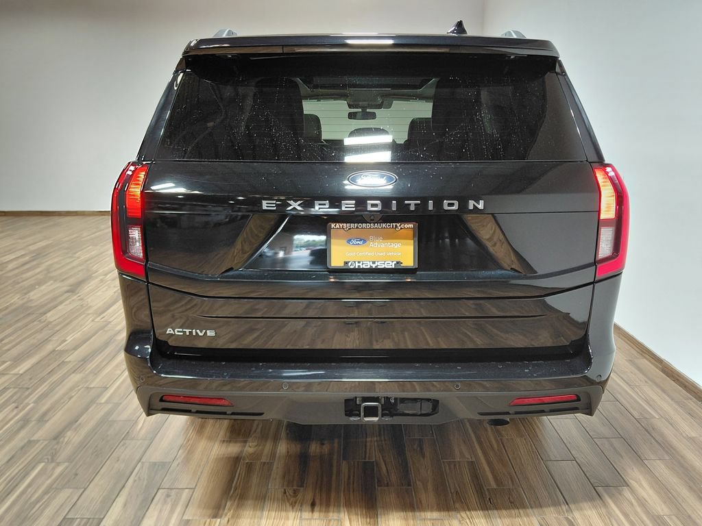 Certified 2025 Ford Expedition Active AWD/4WD image 24