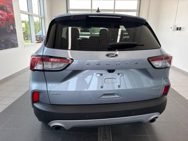 Certified 2022 Ford Escape SEL AWD/4WD image 4