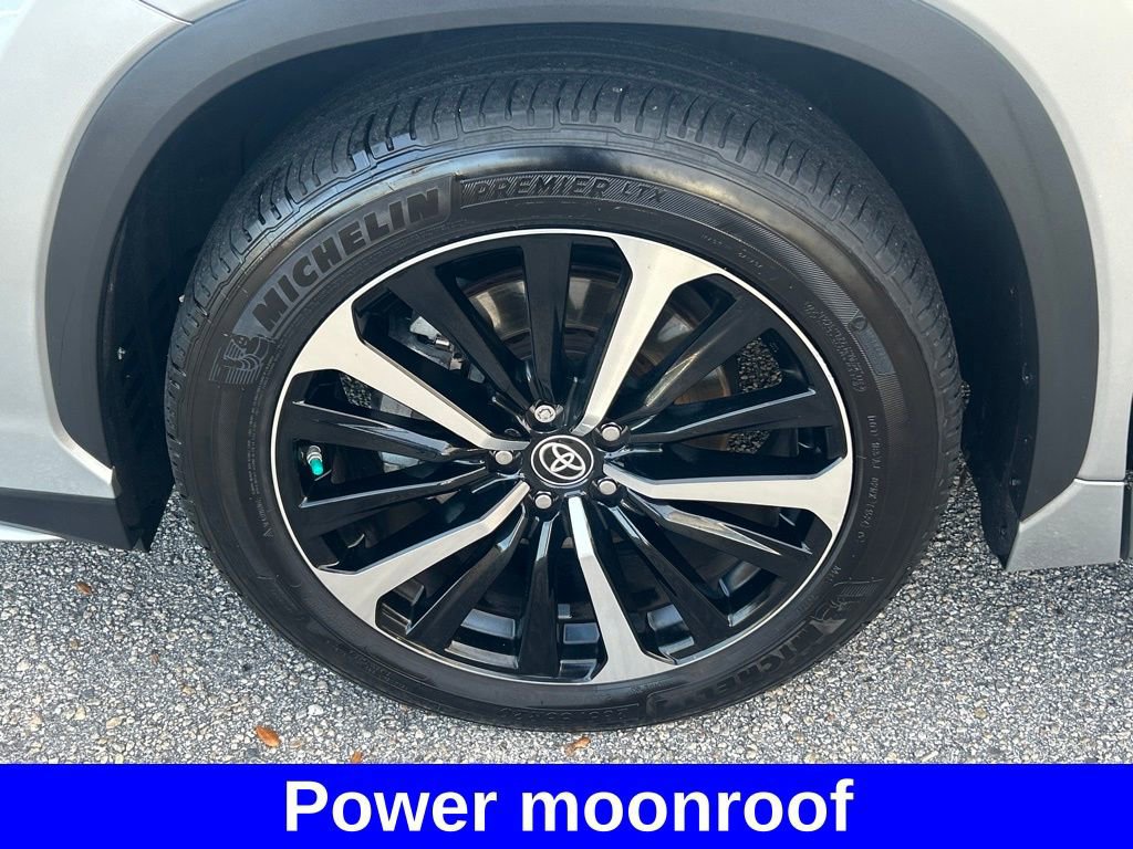 Used 2022 Toyota Highlander XSE image 22