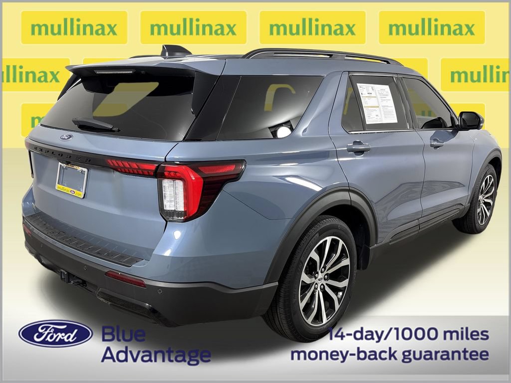 Certified 2025 Ford Explorer ST-Line RWD image 4
