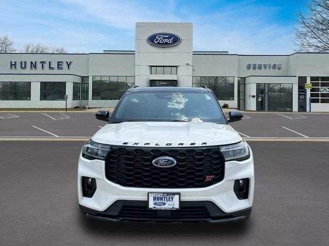 Certified 2025 Ford Explorer ST AWD/4WD image 2