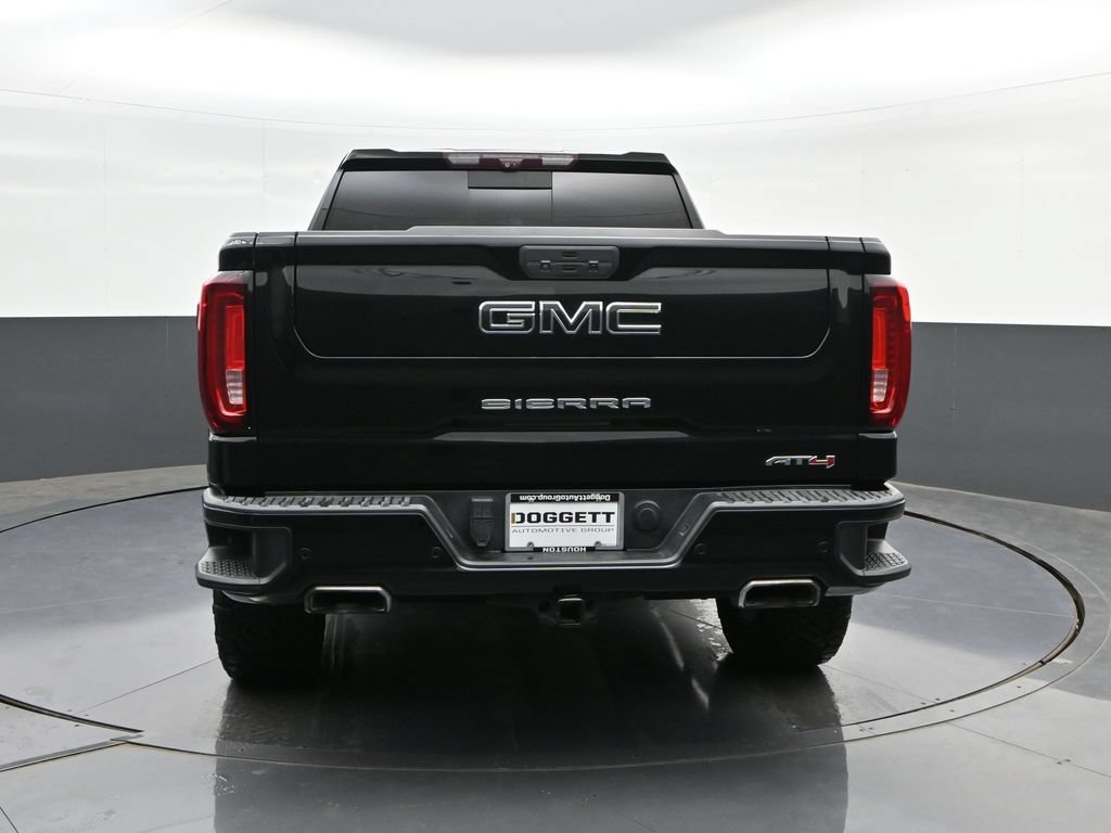 Used 2021 GMC Sierra 1500 AT4 w/ AT4 Premium Package AWD/4WD image 8