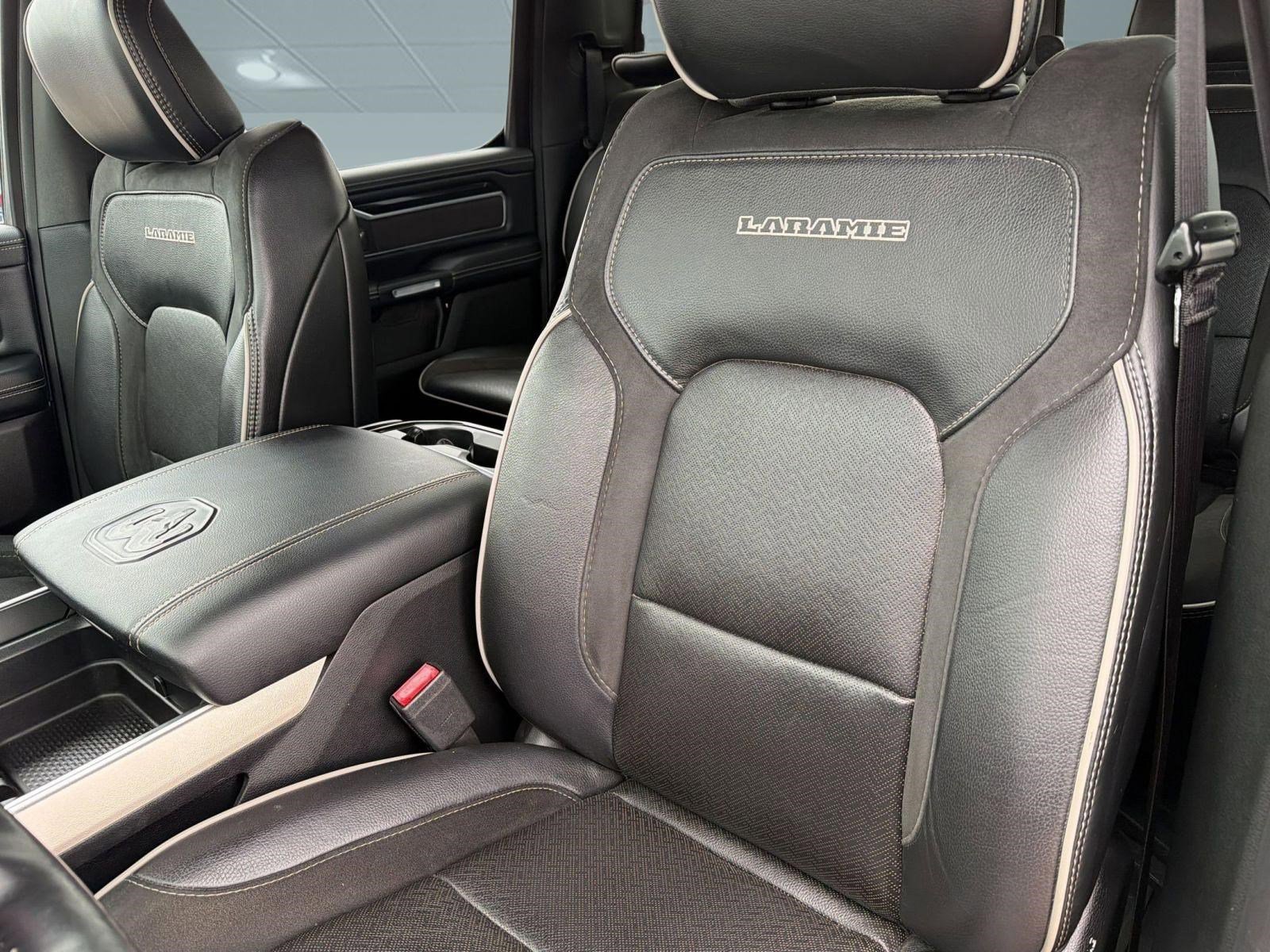 Used 2019 RAM 1500 Laramie w/ Sport Appearance Package image 25