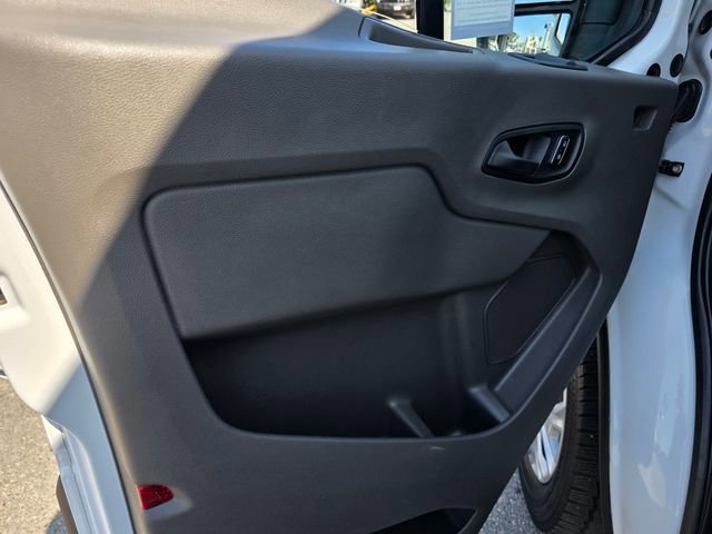 Certified 2023 Ford E-Transit Medium Roof image 8