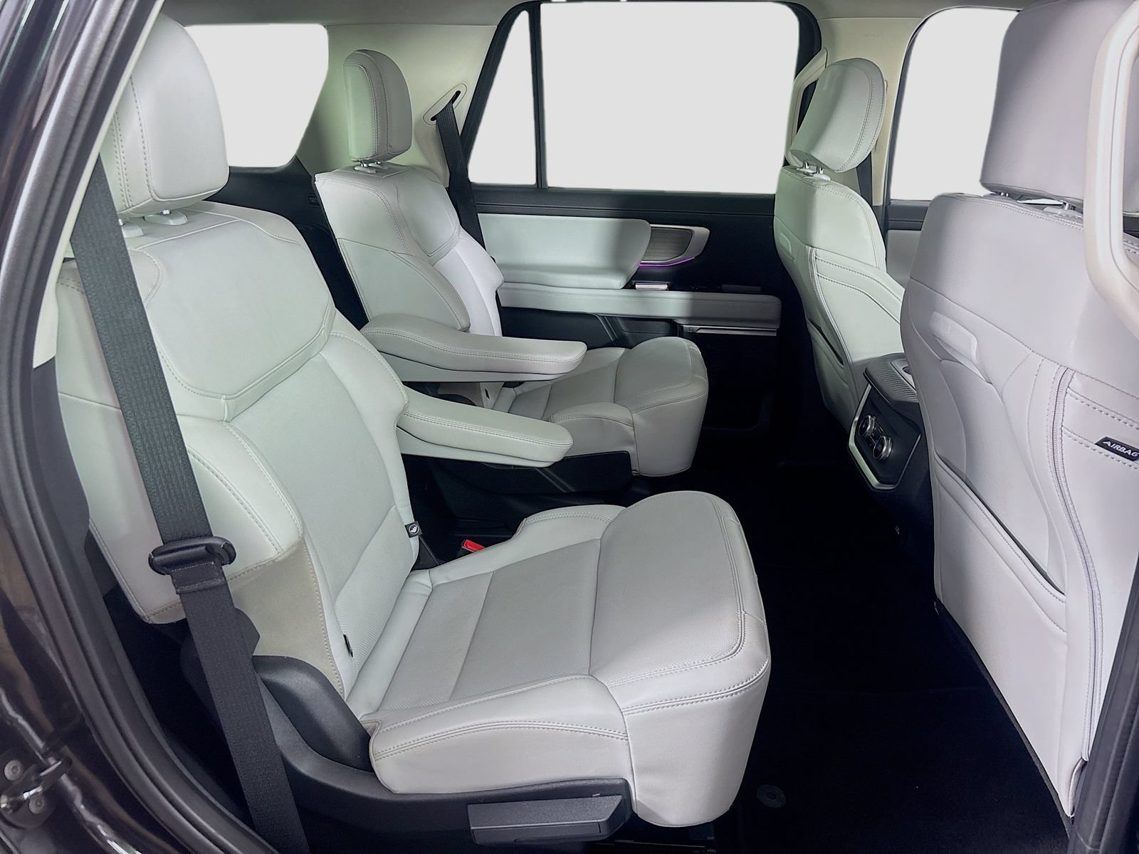 Certified 2025 Ford Expedition Platinum AWD/4WD image 30